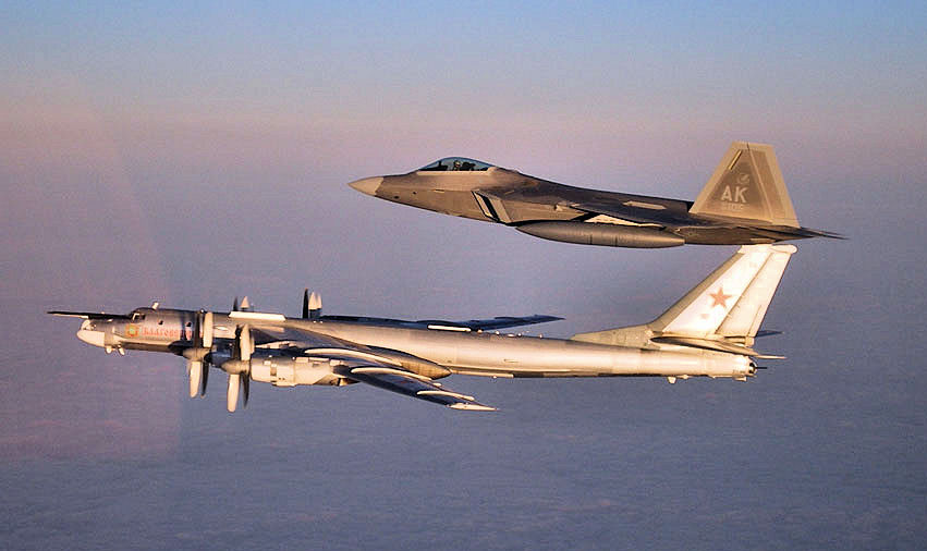 Read more about the article Russian bombers and fighter jets fly close to the U.S.A. and Canada